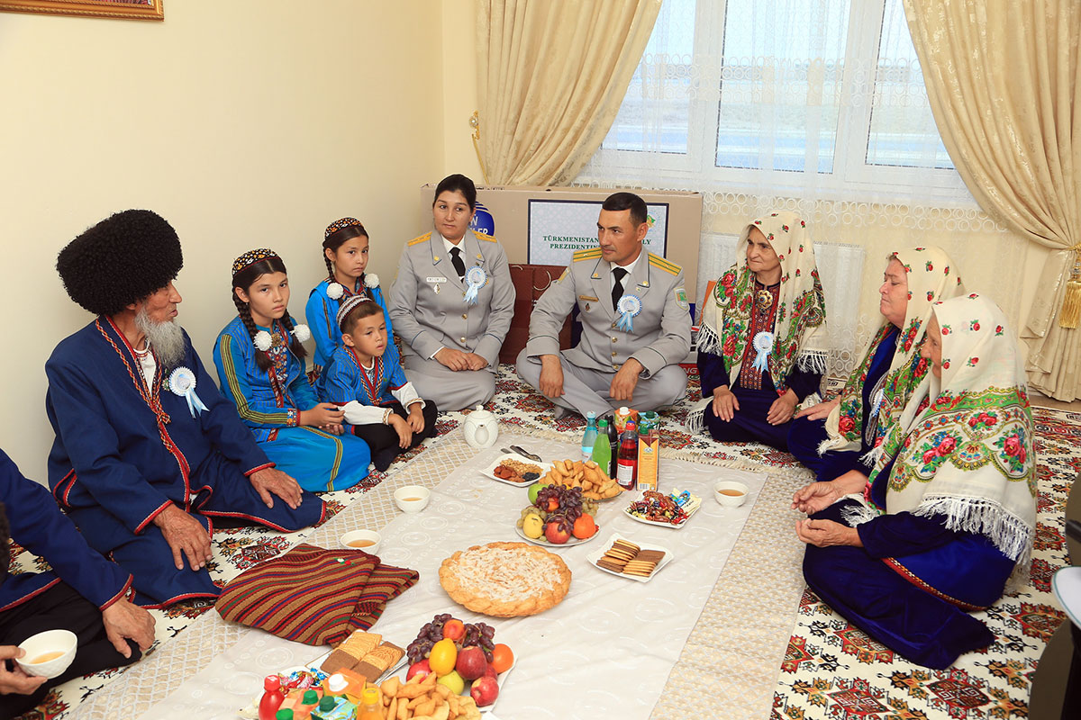 Täze jaýlaryň toý şatlygy